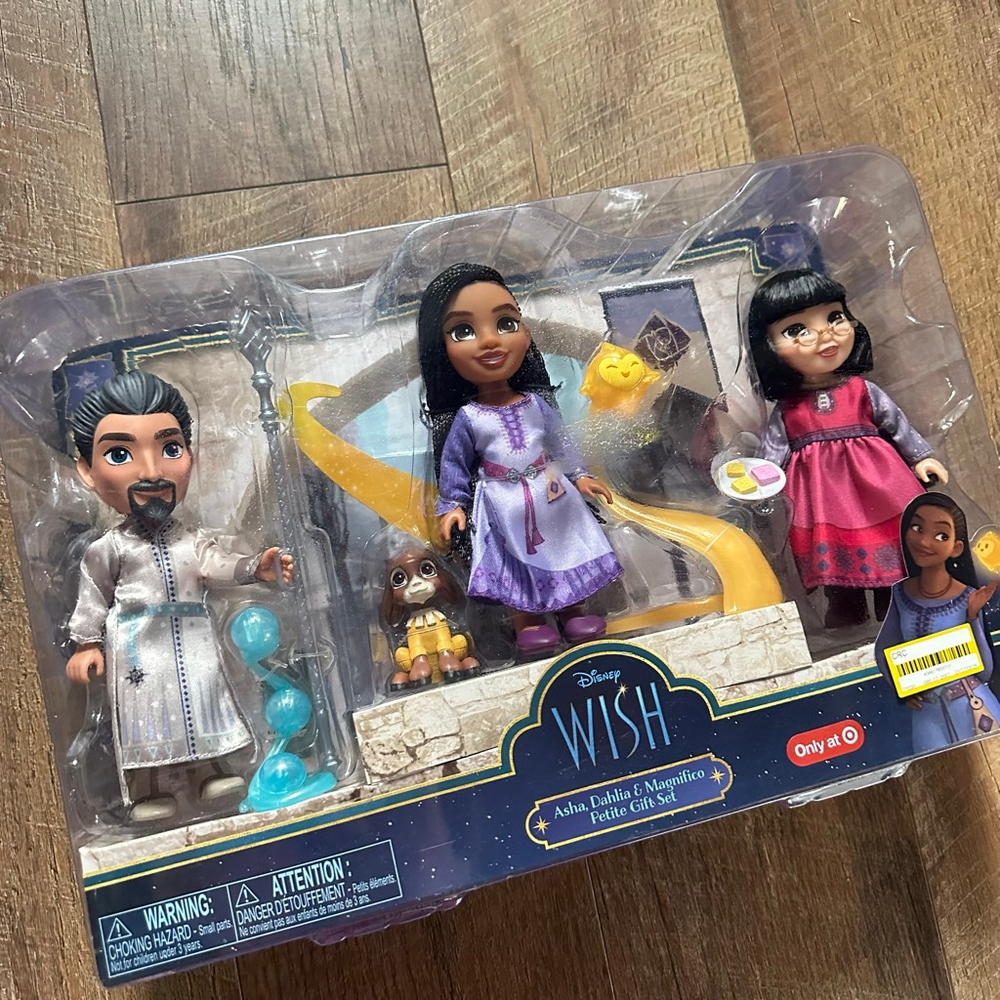 Disney Wish Asha, Dahlia & Magnifico Petite Gift Set
